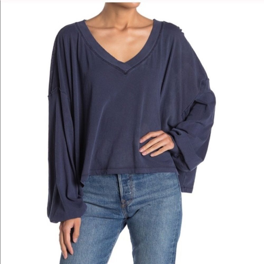 ✨We the Free Long Sleeves Crop Top✨